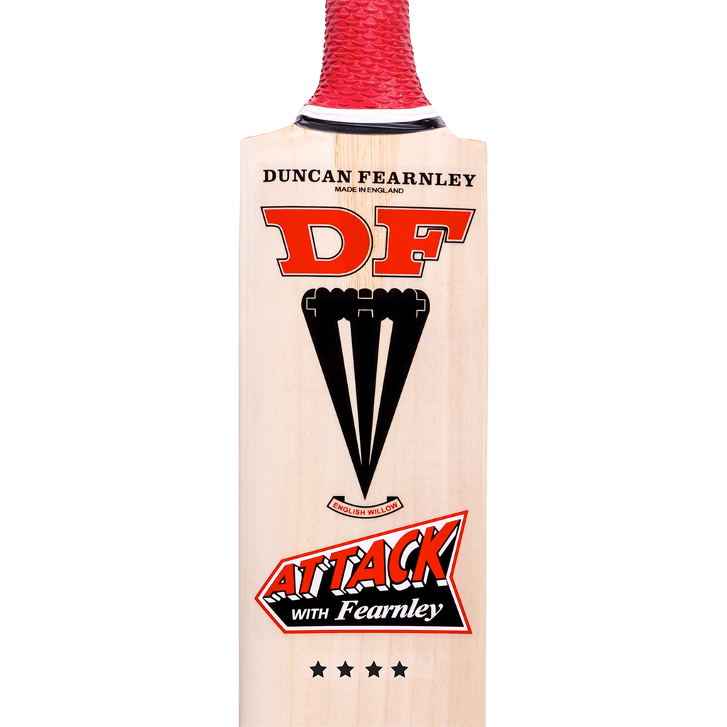 Duncan Fearnley ATTACK 4* Senior Cricket Bat