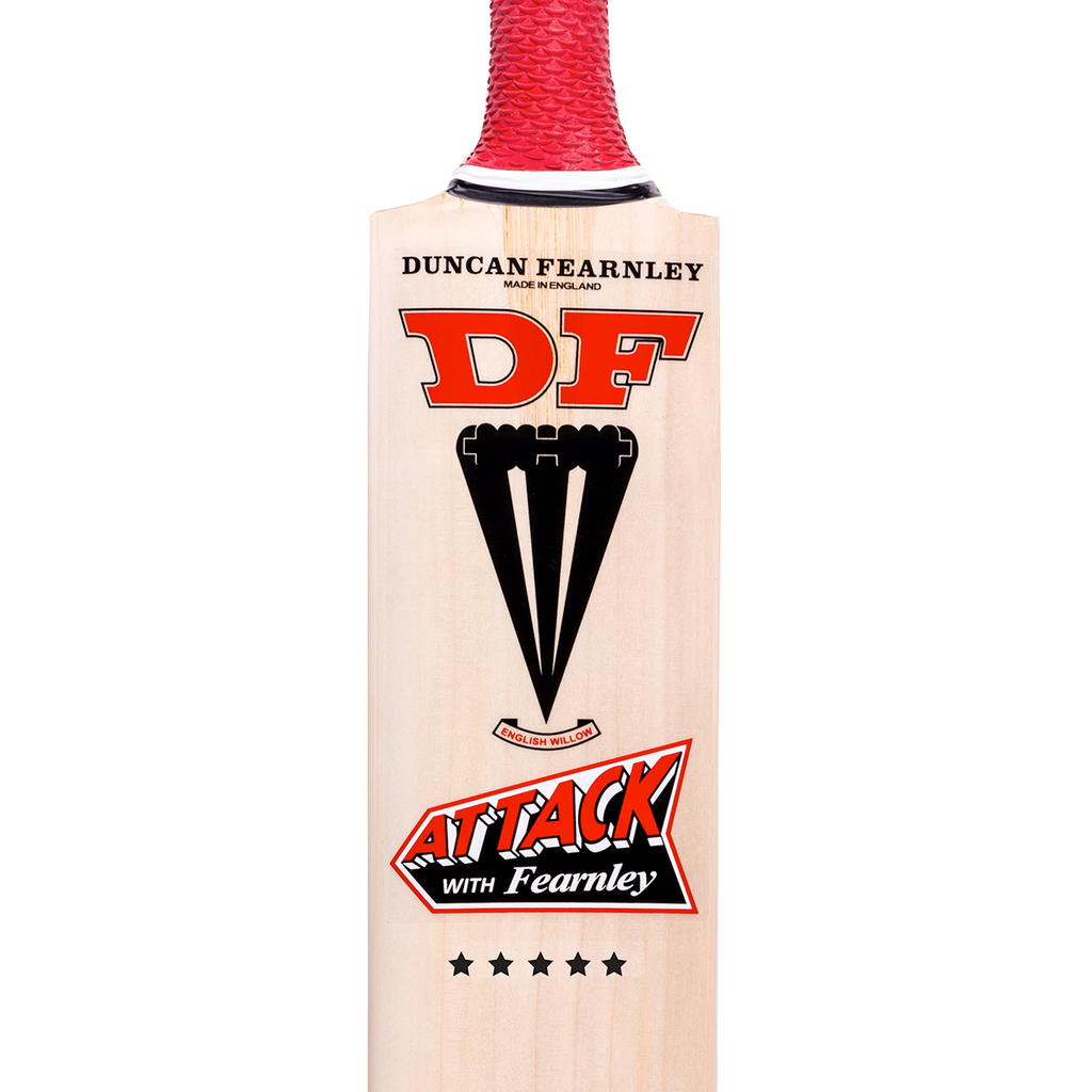 Duncan Fearnley ATTACK 5* Senior Cricket Bat