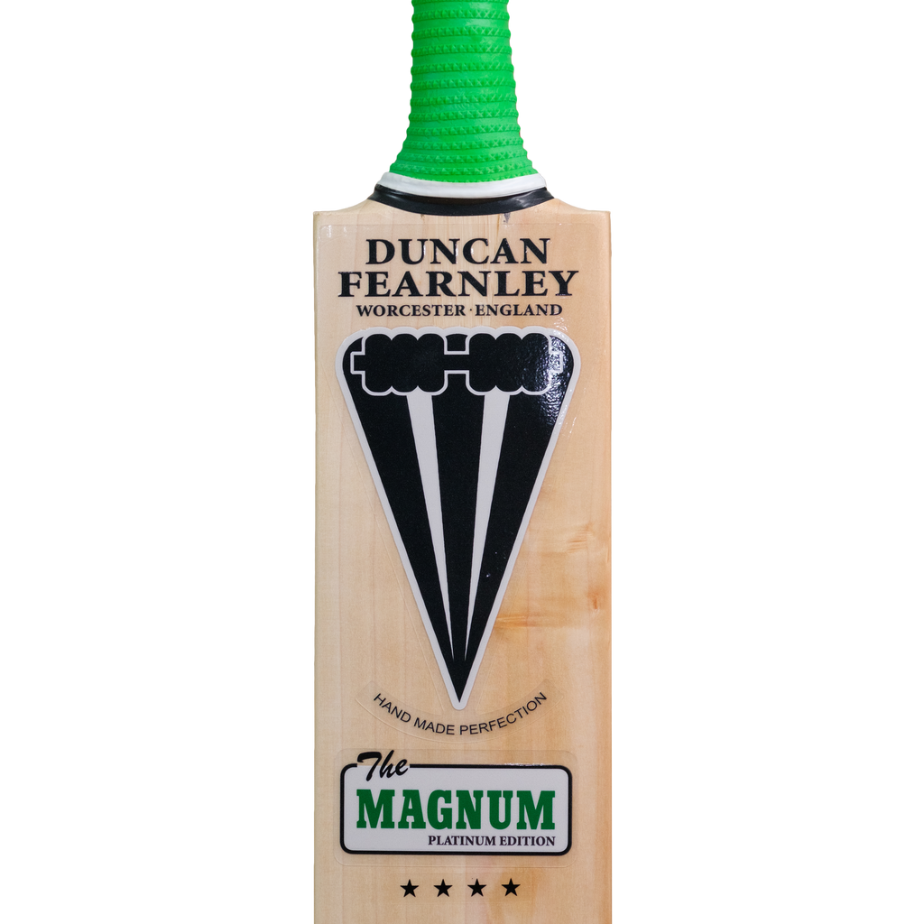 Duncan Fearnley Magnum Platinum 4* SH Senior Cricket Bat