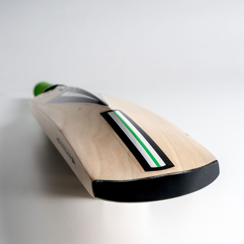 Duncan Fearnley Super Magnum SELECT Senior Cricket Bat